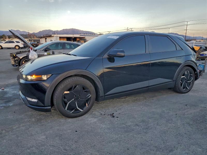 Фото 1 - HYUNDAI IONIQ