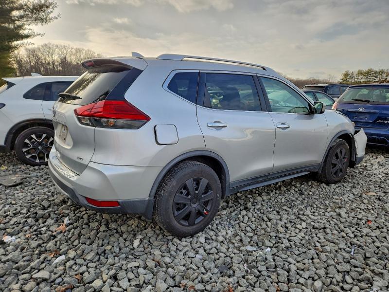 Фото 3 - NISSAN ROGUE