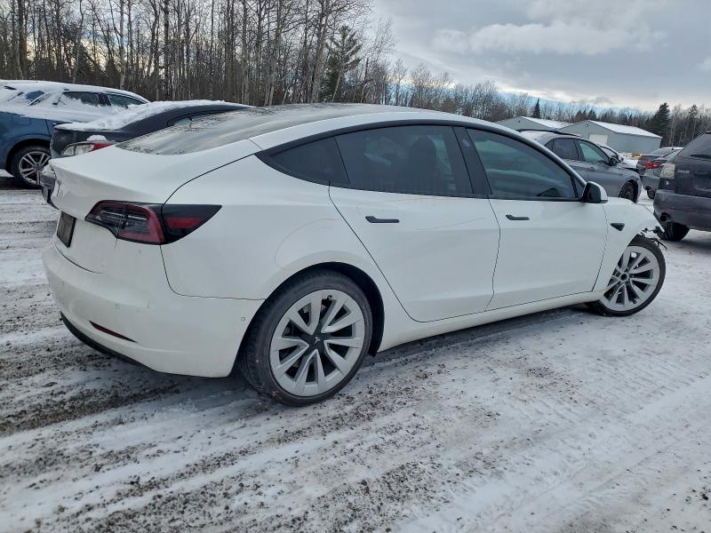 Фото 3 - TESLA MODEL 3