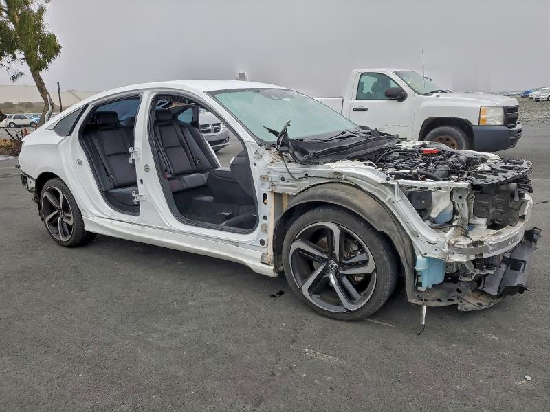 Фото 4 - HONDA ACCORD