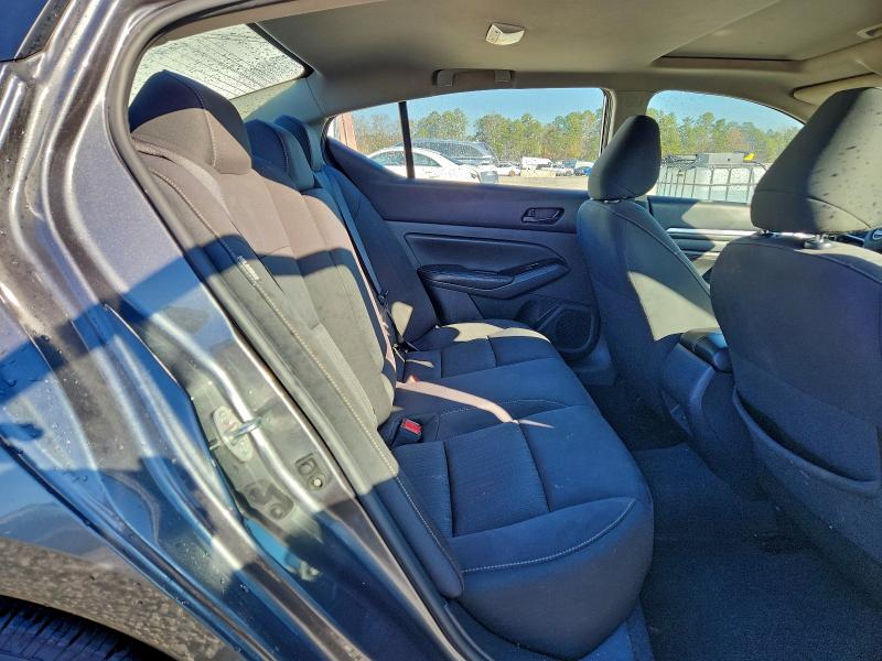 Фото 10 - NISSAN ALTIMA