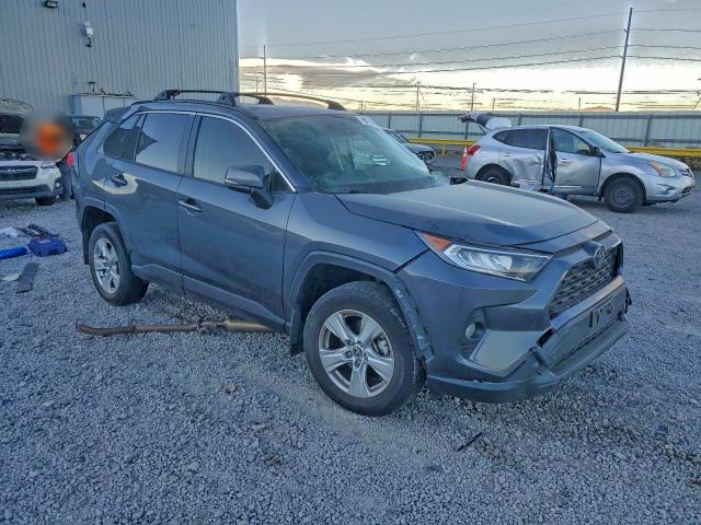 Фото 4 - TOYOTA RAV4