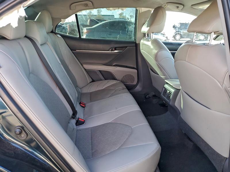 Фото 10 - TOYOTA CAMRY