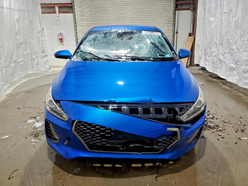 Фото 5 - HYUNDAI ELANTRA