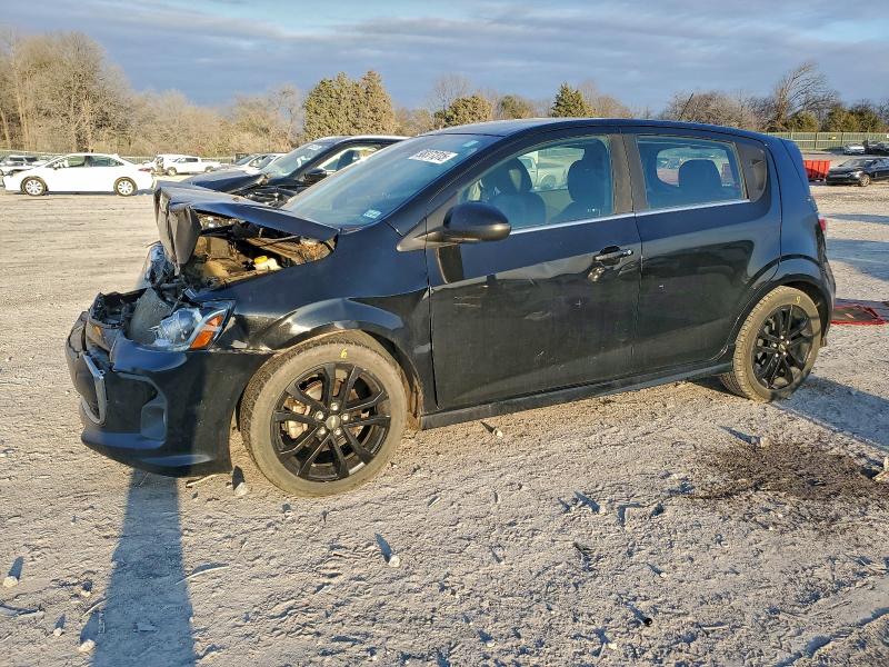 Фото 1 - CHEVROLET SONIC