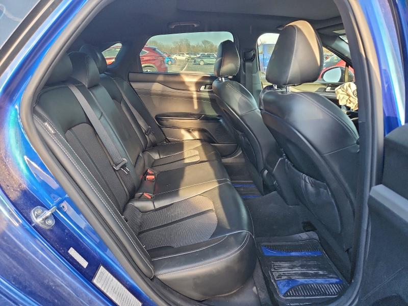 Фото 10 - KIA K5