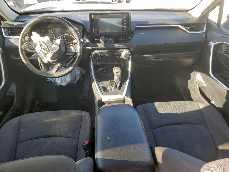 Фото 8 - TOYOTA RAV4