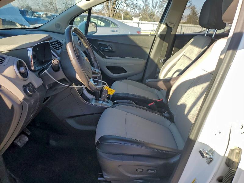 Фото 7 - CHEVROLET TRAX