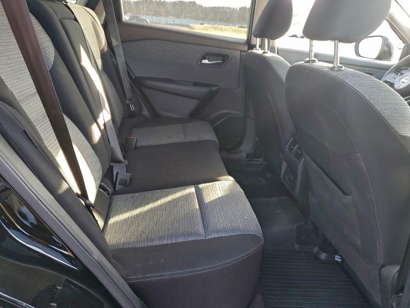 Фото 11 - NISSAN ROGUE