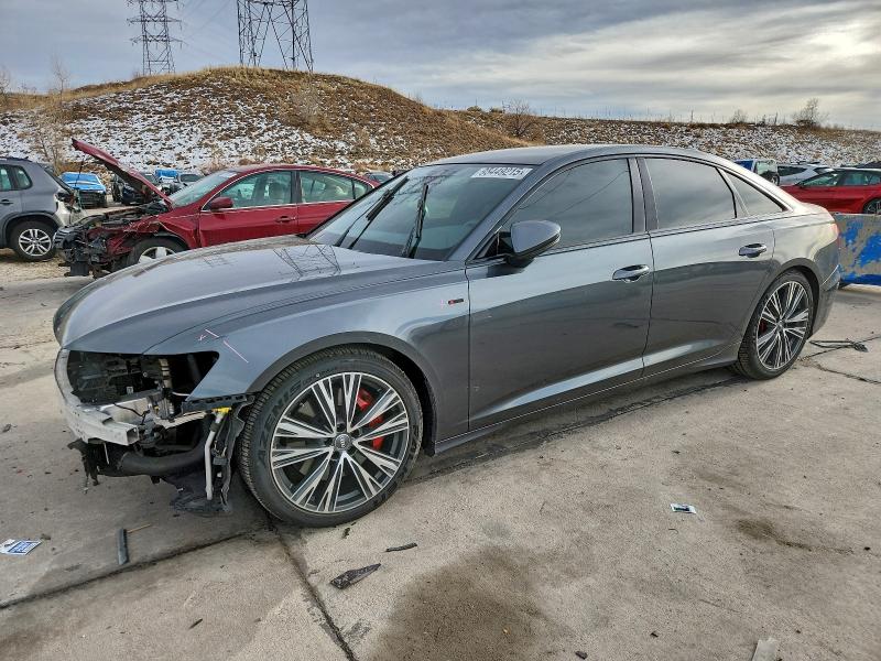 Фото 1 - AUDI A6