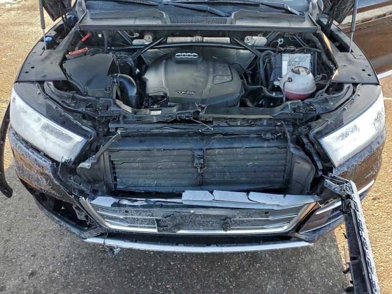 Фото 11 - AUDI Q5