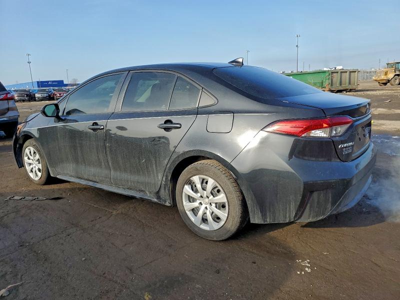 Фото 2 - TOYOTA COROLLA