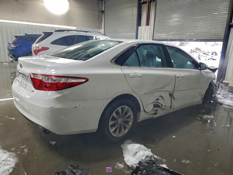 Фото 3 - TOYOTA CAMRY