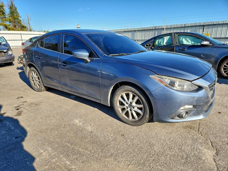 Фото 4 - MAZDA 3