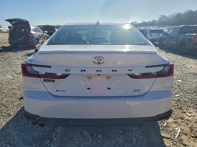 Фото 6 - TOYOTA CAMRY