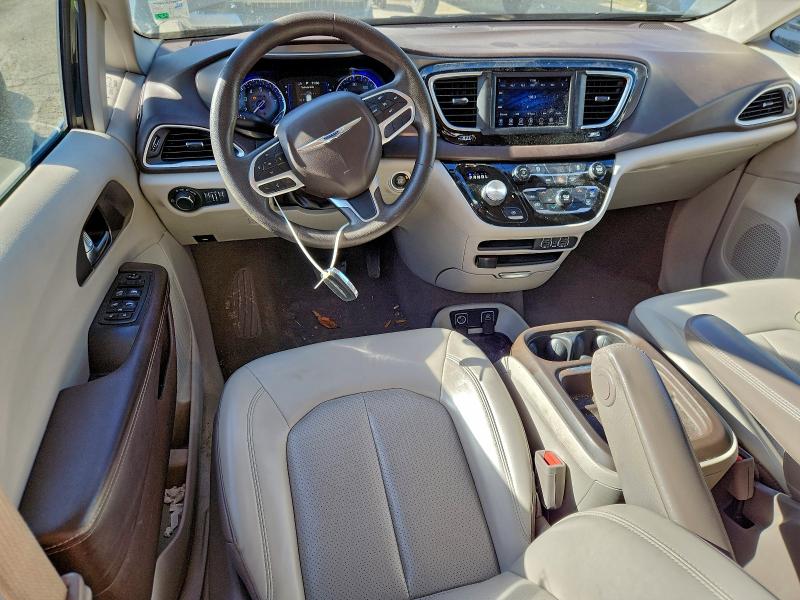 Фото 8 - CHRYSLER MINIVAN