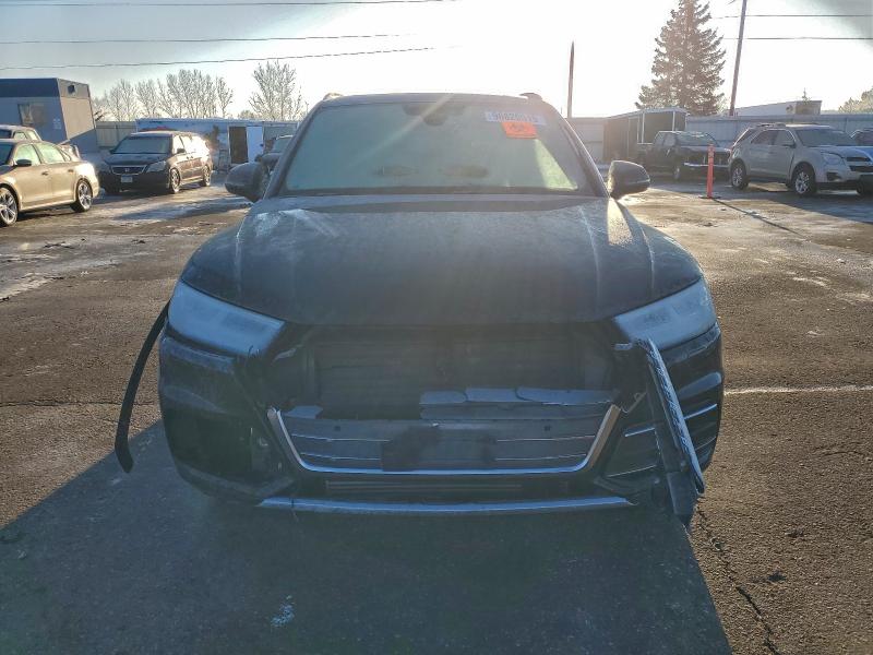 Фото 5 - AUDI Q5