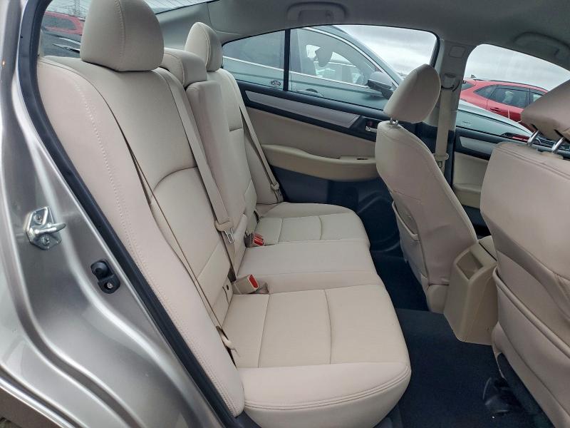 Фото 10 - SUBARU LEGACY