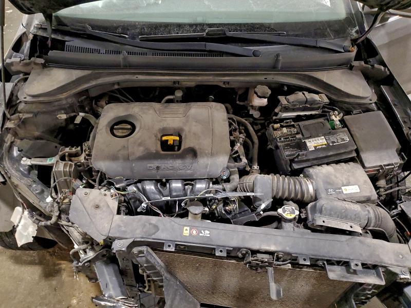 Фото 11 - HYUNDAI ELANTRA