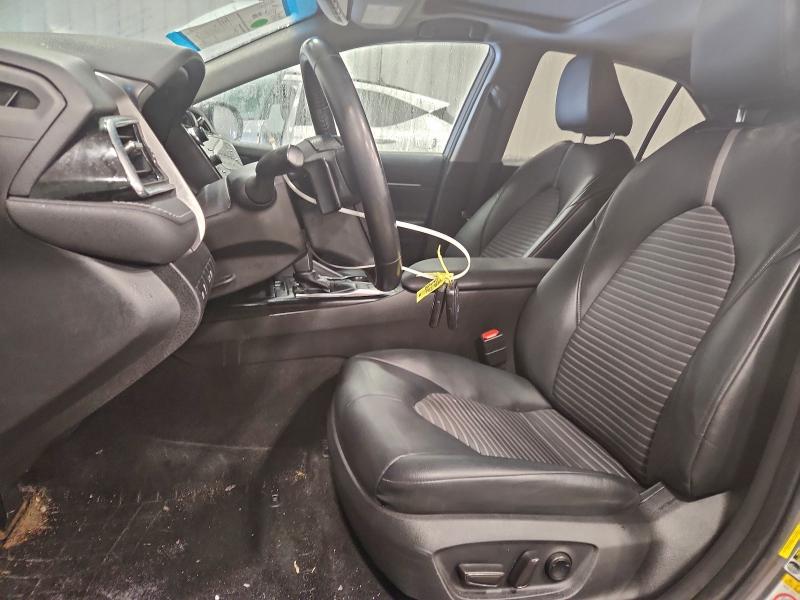 Фото 7 - TOYOTA CAMRY