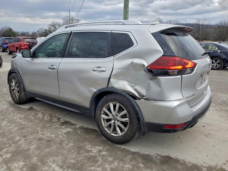 Фото 2 - NISSAN ROGUE