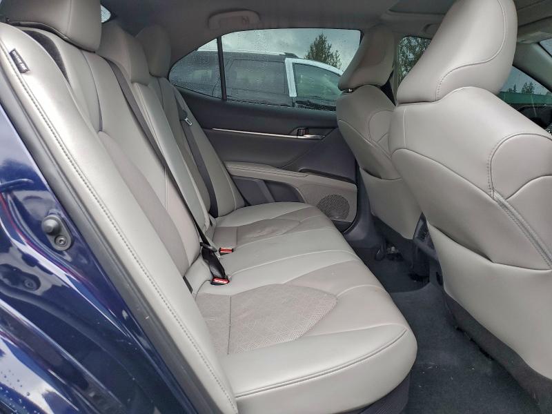 Фото 10 - TOYOTA CAMRY