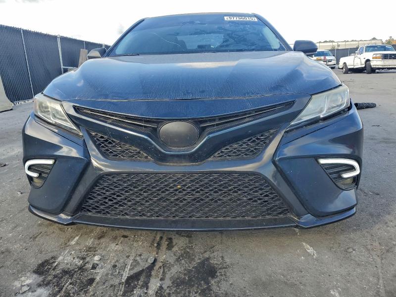 Фото 5 - TOYOTA CAMRY