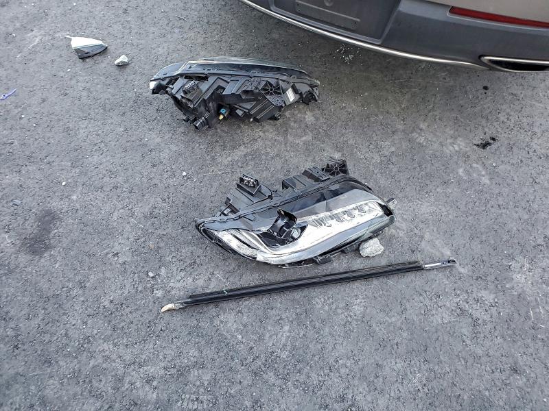 Фото 12 - LINCOLN MKZ