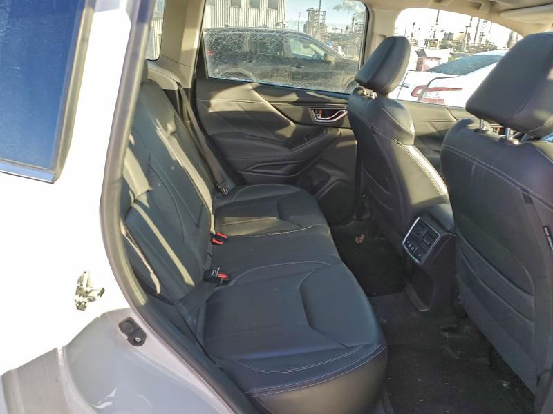 Фото 10 - SUBARU FORESTER