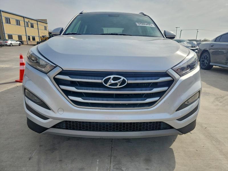 Фото 5 - HYUNDAI TUCSON