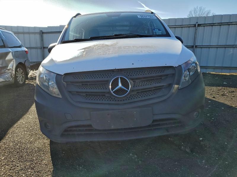 Фото 5 - MERCEDES-BENZ METRIS