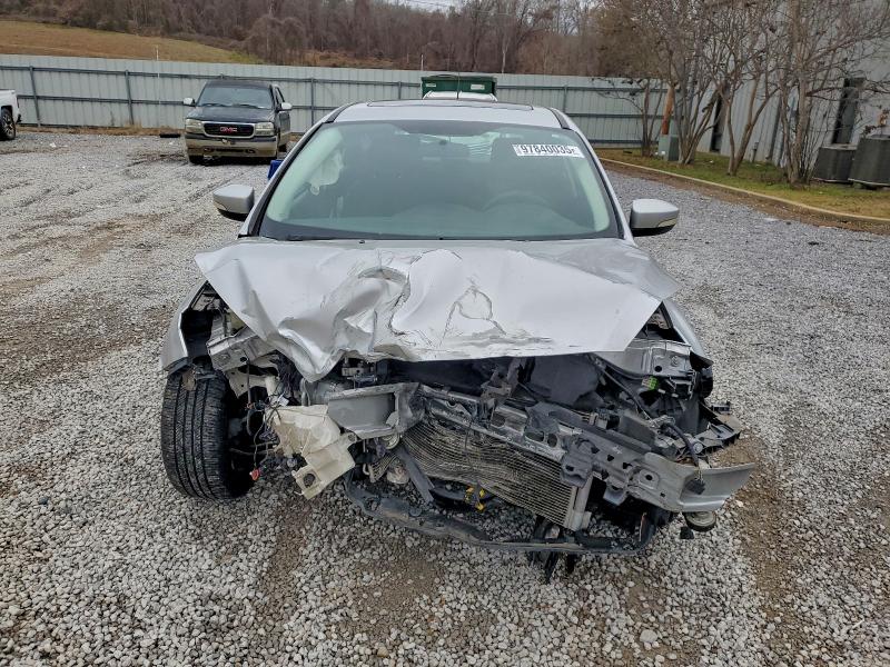 Фото 5 - FORD FOCUS