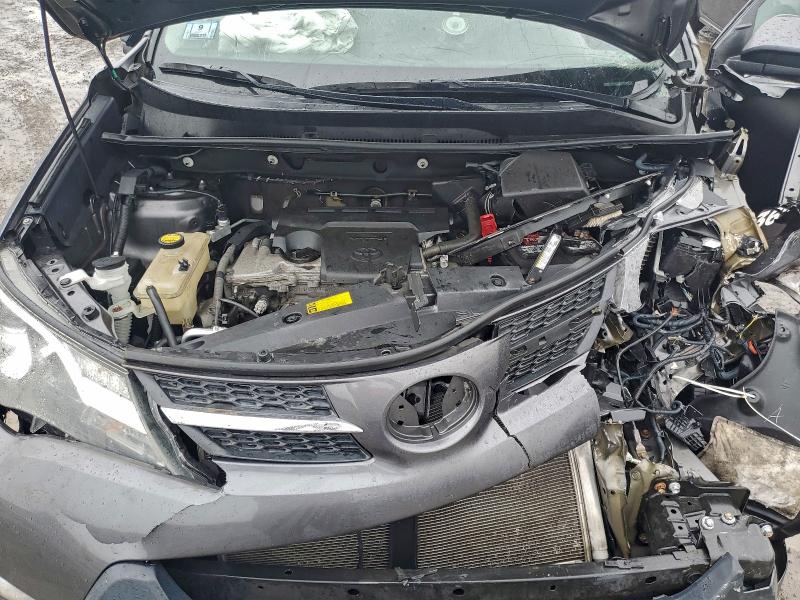 Фото 12 - TOYOTA RAV4