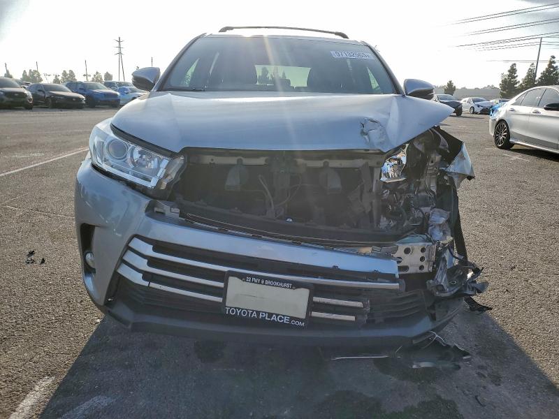 Фото 5 - TOYOTA HIGHLANDER