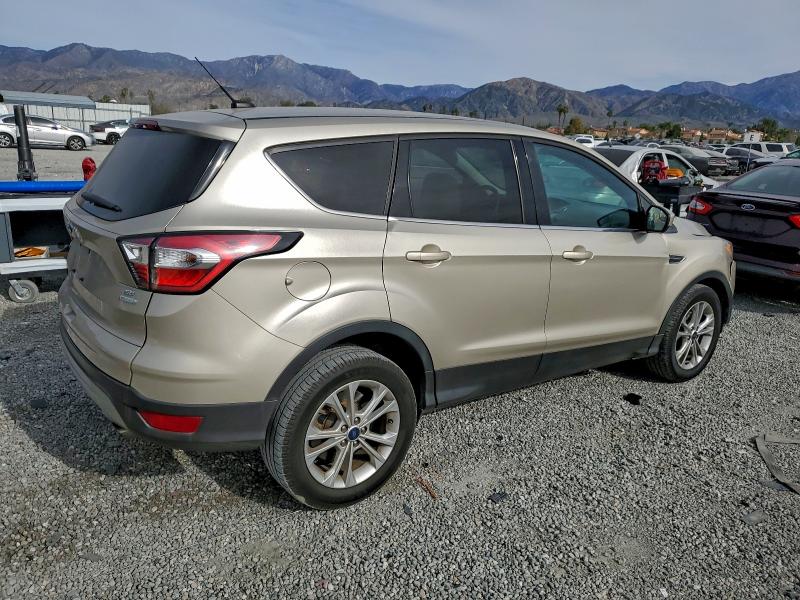 Фото 3 - FORD ESCAPE