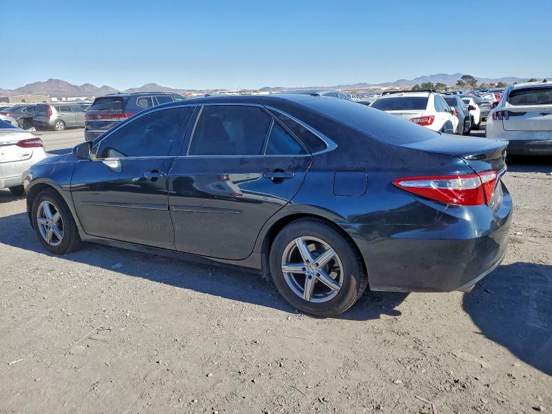 Фото 2 - TOYOTA CAMRY