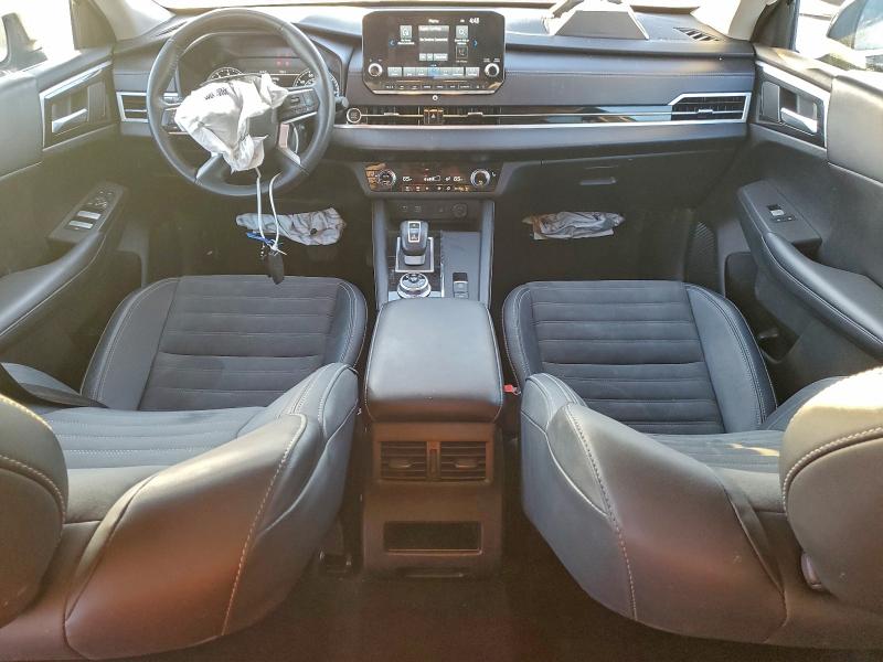 Фото 8 - MITSUBISHI OUTLANDER