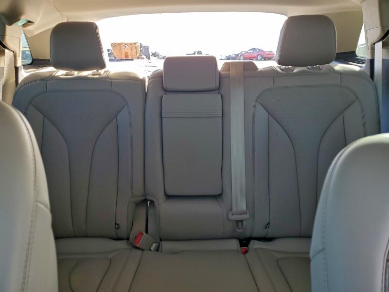 Фото 10 - LINCOLN NAUTILUS