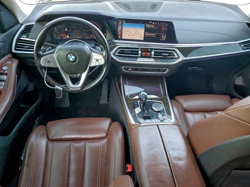 Фото 8 - BMW X7
