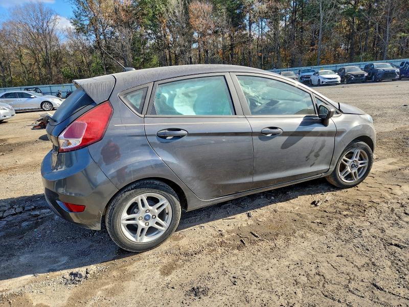 Фото 3 - FORD FIESTA