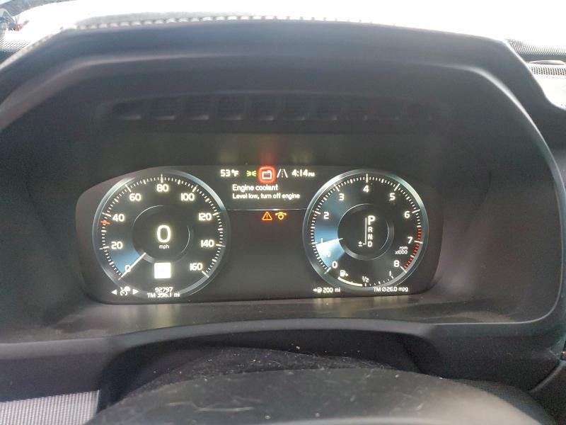 Фото 9 - VOLVO XC90