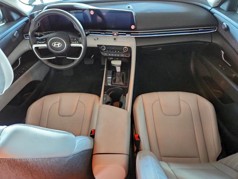 Фото 8 - HYUNDAI ELANTRA