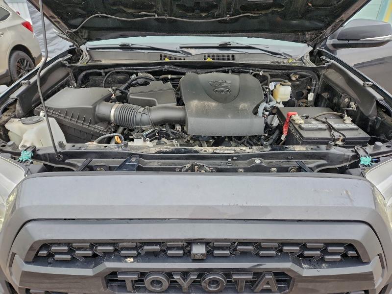 Фото 11 - TOYOTA TACOMA