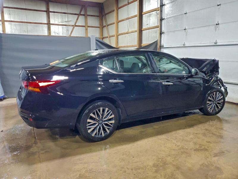 Фото 3 - NISSAN ALTIMA