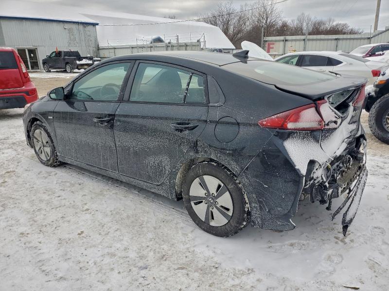 Фото 2 - HYUNDAI IONIQ