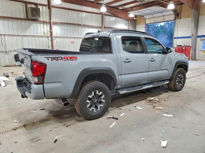 Фото 3 - TOYOTA TACOMA