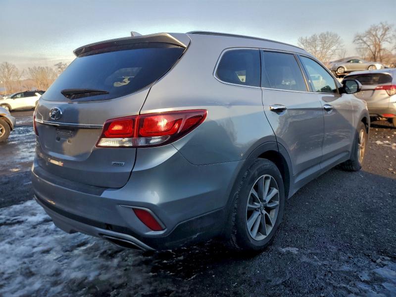 Фото 3 - HYUNDAI SANTA FE