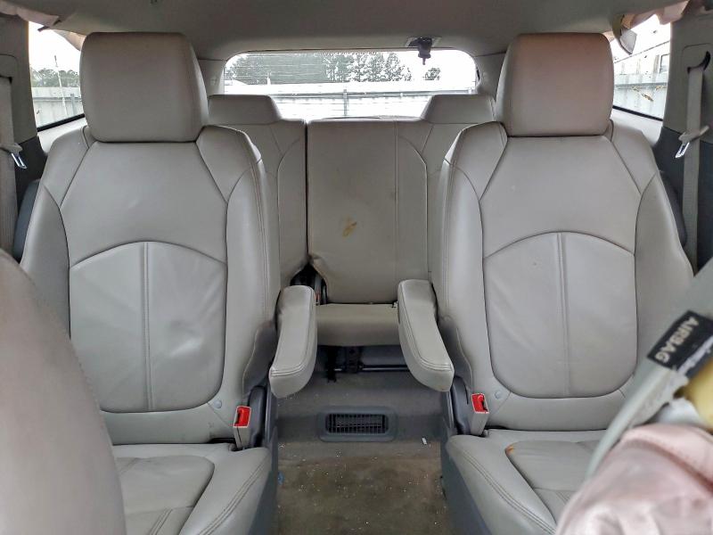 Фото 10 - CHEVROLET TRAVERSE