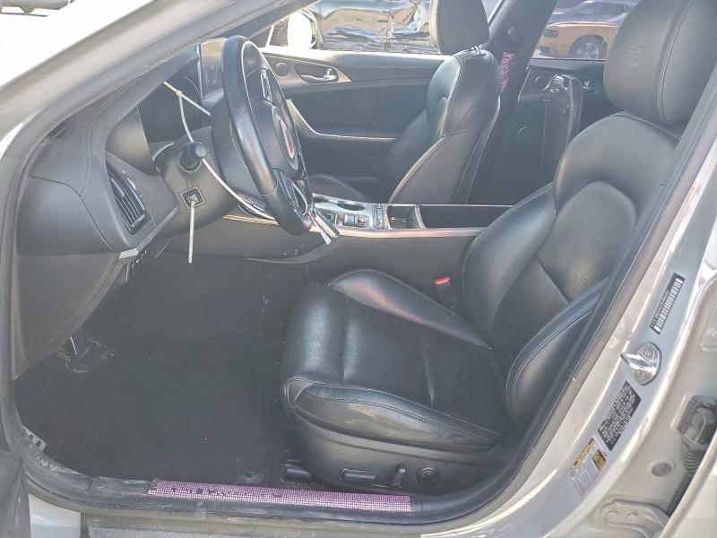 Фото 7 - KIA STINGER