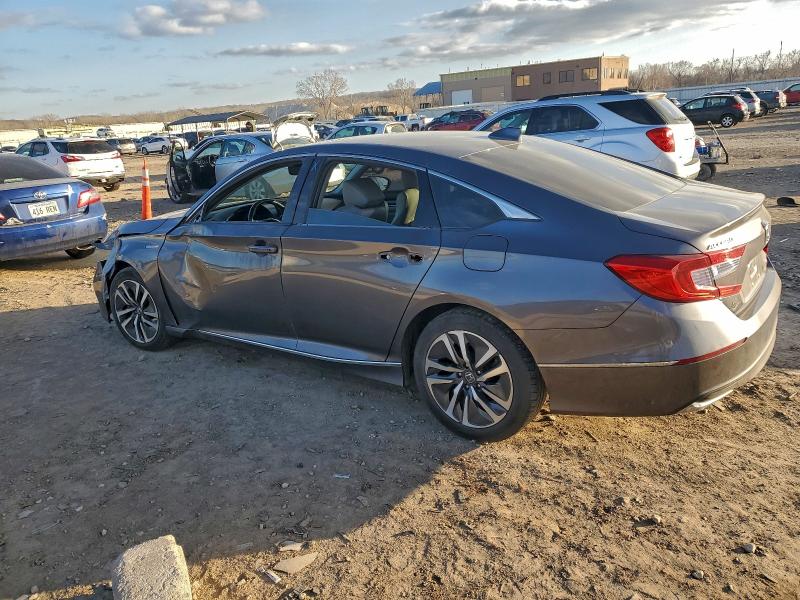 Фото 2 - HONDA ACCORD